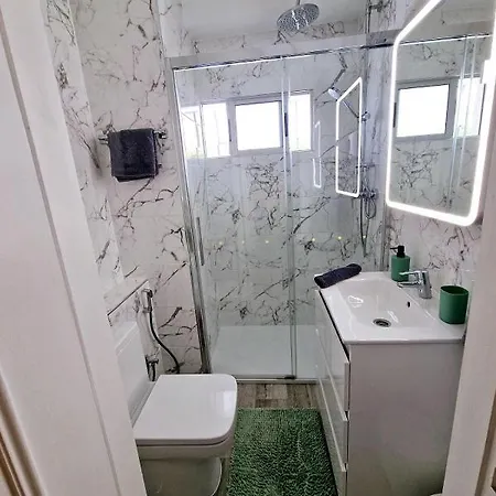 Ocean View Penthouse *