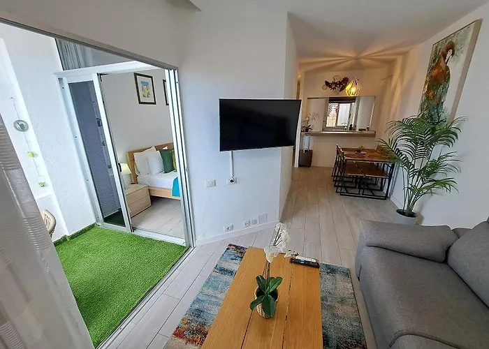 Ocean View Penthouse Apartament *