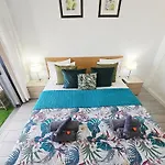 Ocean View Penthouse Apartment Playa de las Americas (Tenerife)
