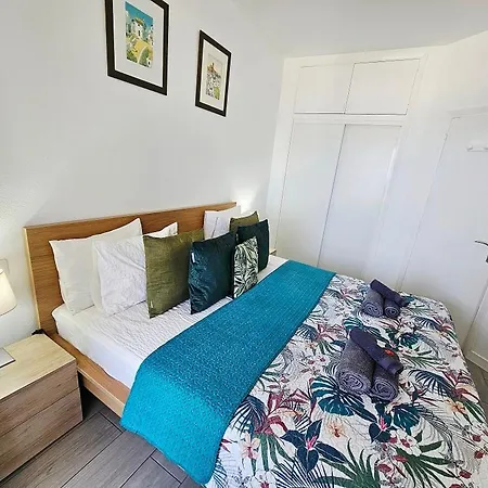 Ocean View Penthouse *