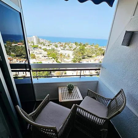 Ocean View Penthouse Apartman