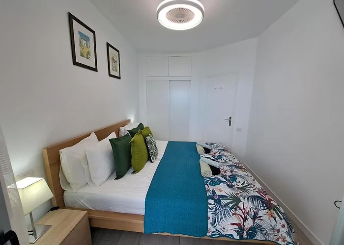 Ocean View Penthouse Apartman *